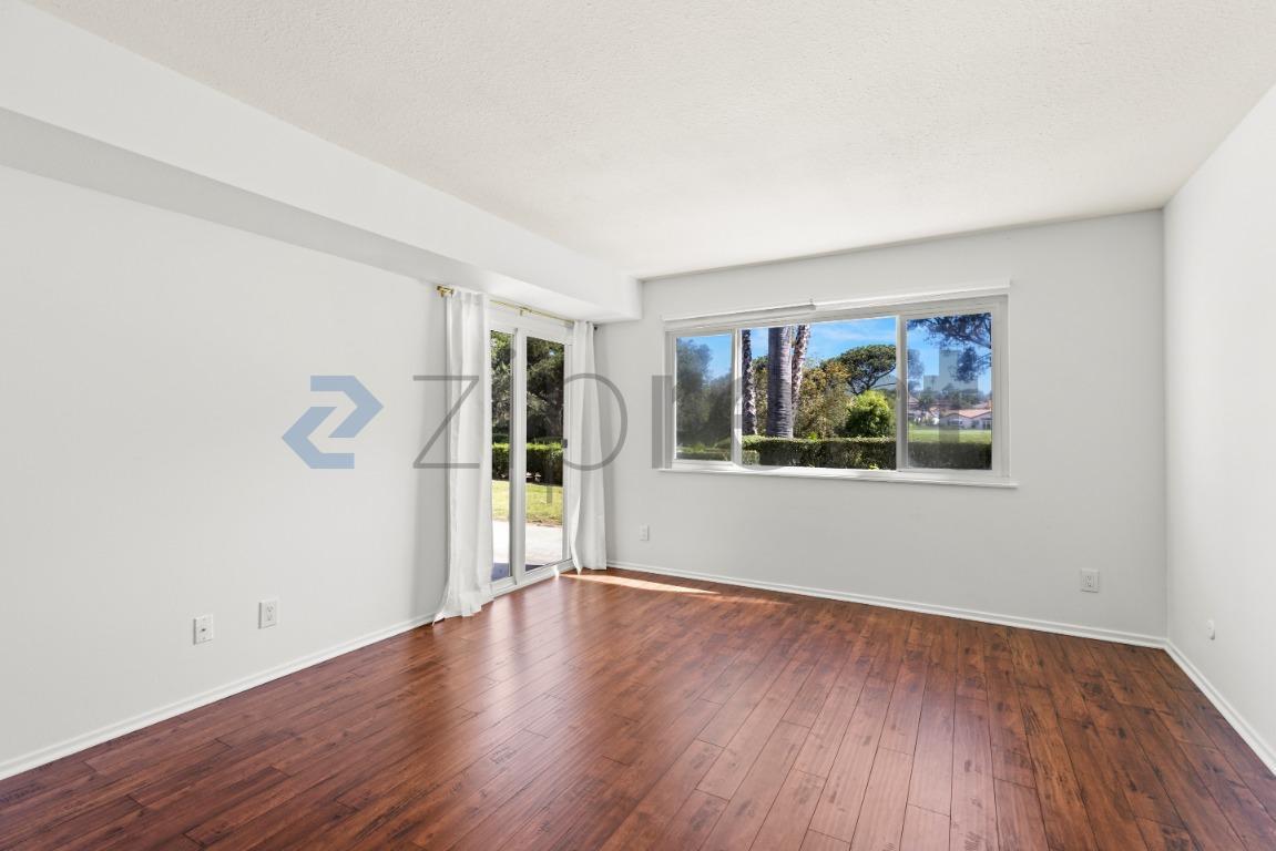 Building Photo - Unit Unit A