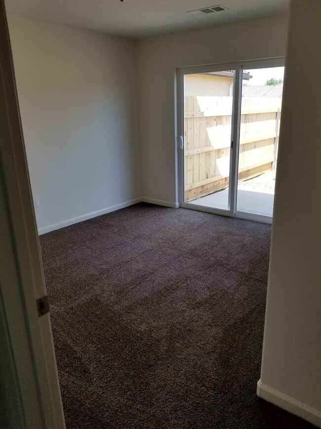 Building Photo - 4228 Burrel Dr