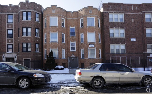 Building Photo - 8014 S Maryland Ave Chicago, IL 60619