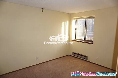 Building Photo - 925 N 30th Ave