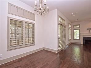 Building Photo - 306 W 34th St