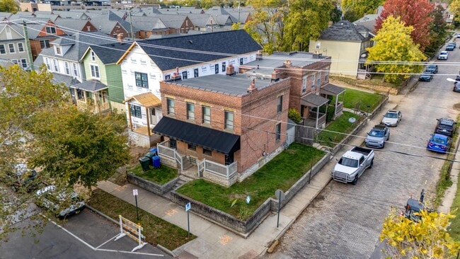 Building Photo - 514 W 1st Ave