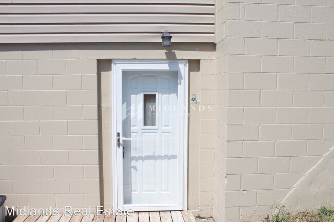 Building Photo - 2 br, 1 bath House - 2530 1/2 Wayne Street