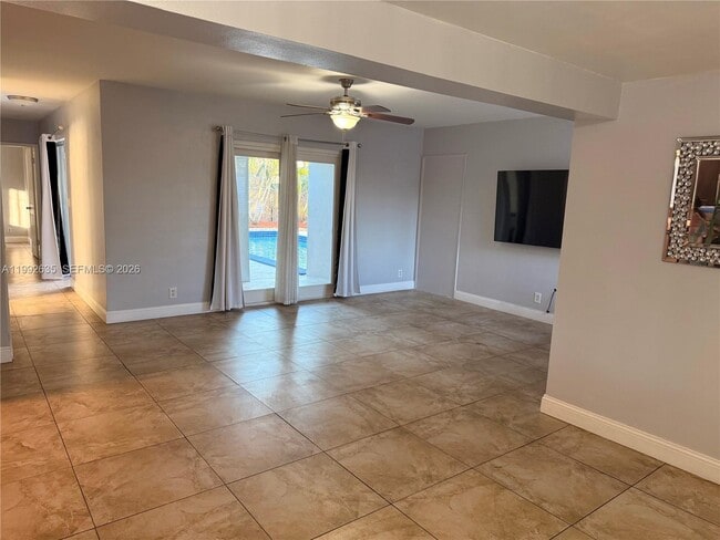 Building Photo - 7761 NW 34th St