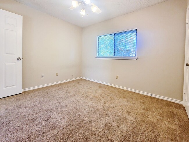 Building Photo - 8708 Coastal Dr