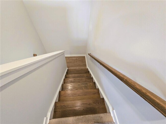 Building Photo - 5539 Rosehall Pl