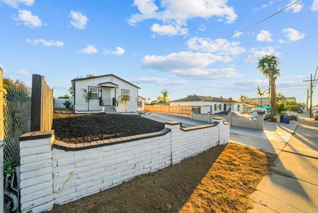 Building Photo - 1948 E 16th St