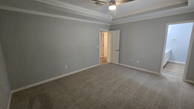 Building Photo - 405 Brentwood Dr