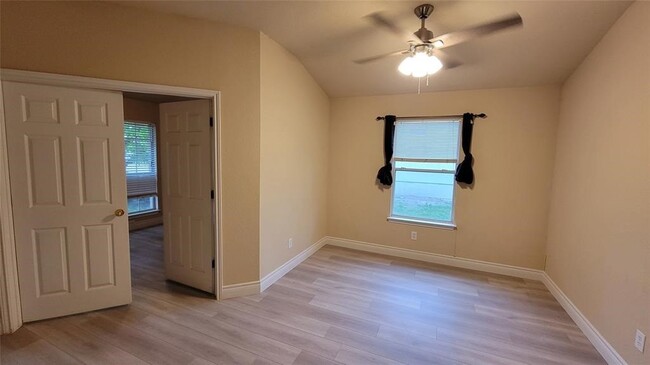 Building Photo - 339 Marquitos Dr