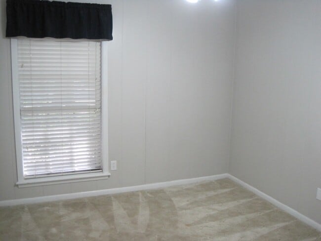 Building Photo - 3515 Avenue P