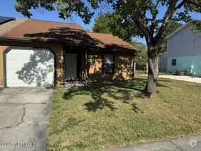 Building Photo - 2654 Hidden Village Dr