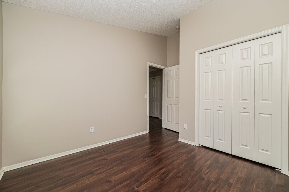 Building Photo - 8730 Morrison Oaks Ct