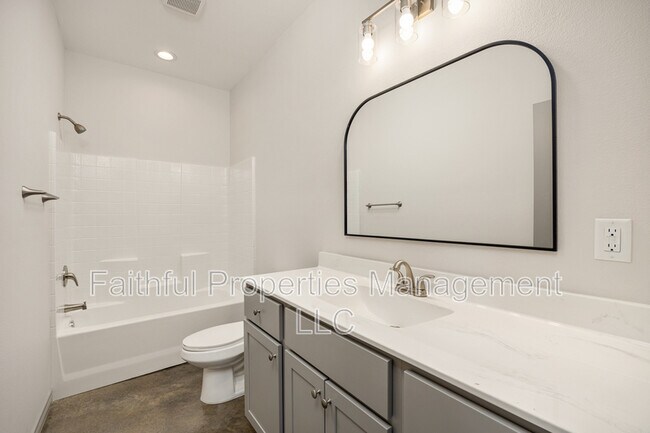 Building Photo - 13554 FM 14