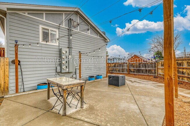 Building Photo - 965 Wolff St