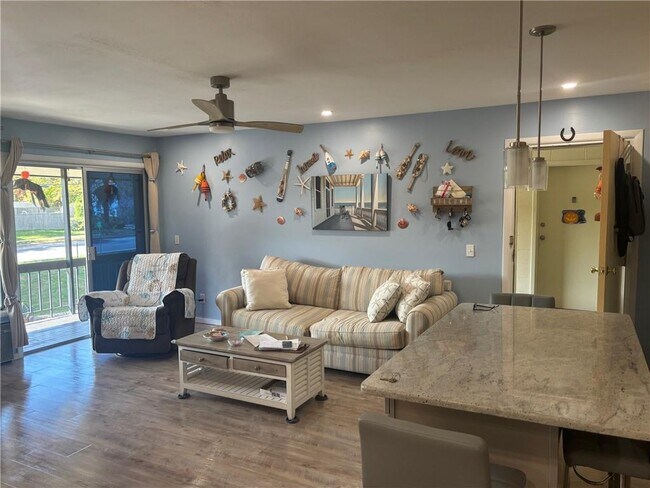 Building Photo - 400 Narragansett Pkwy