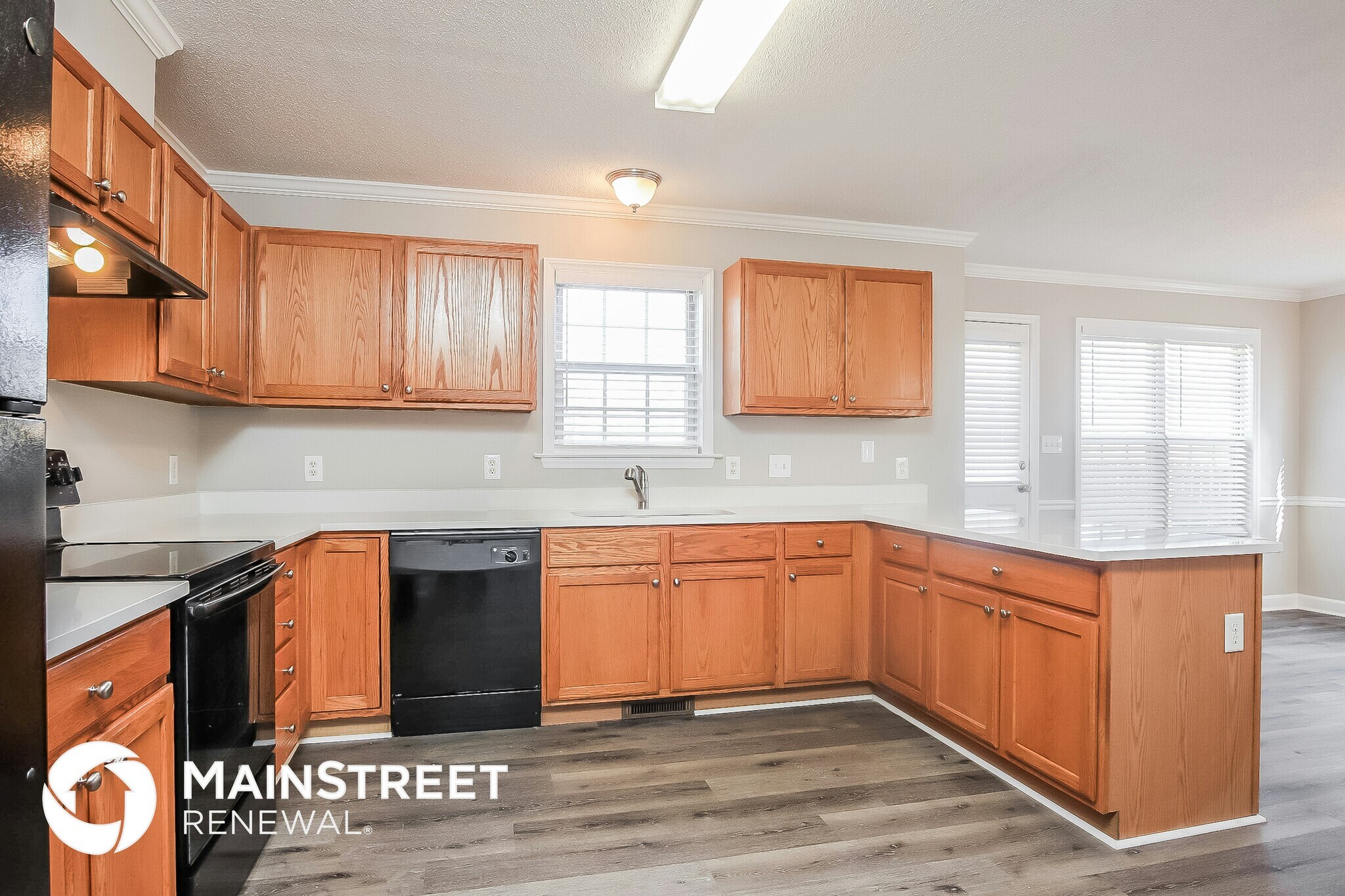 Building Photo - 1305 Sweetclover Dr