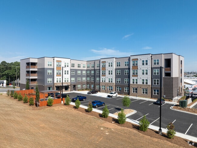 Banberry Apartments - Banberry