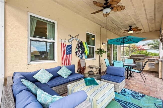 Building Photo - 4668 SE Winter Haven Ct