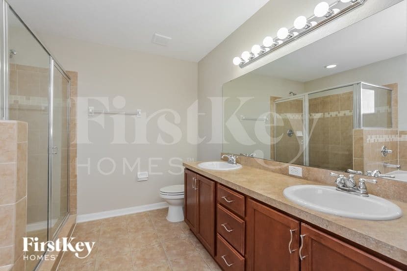 Building Photo - 109 8th St