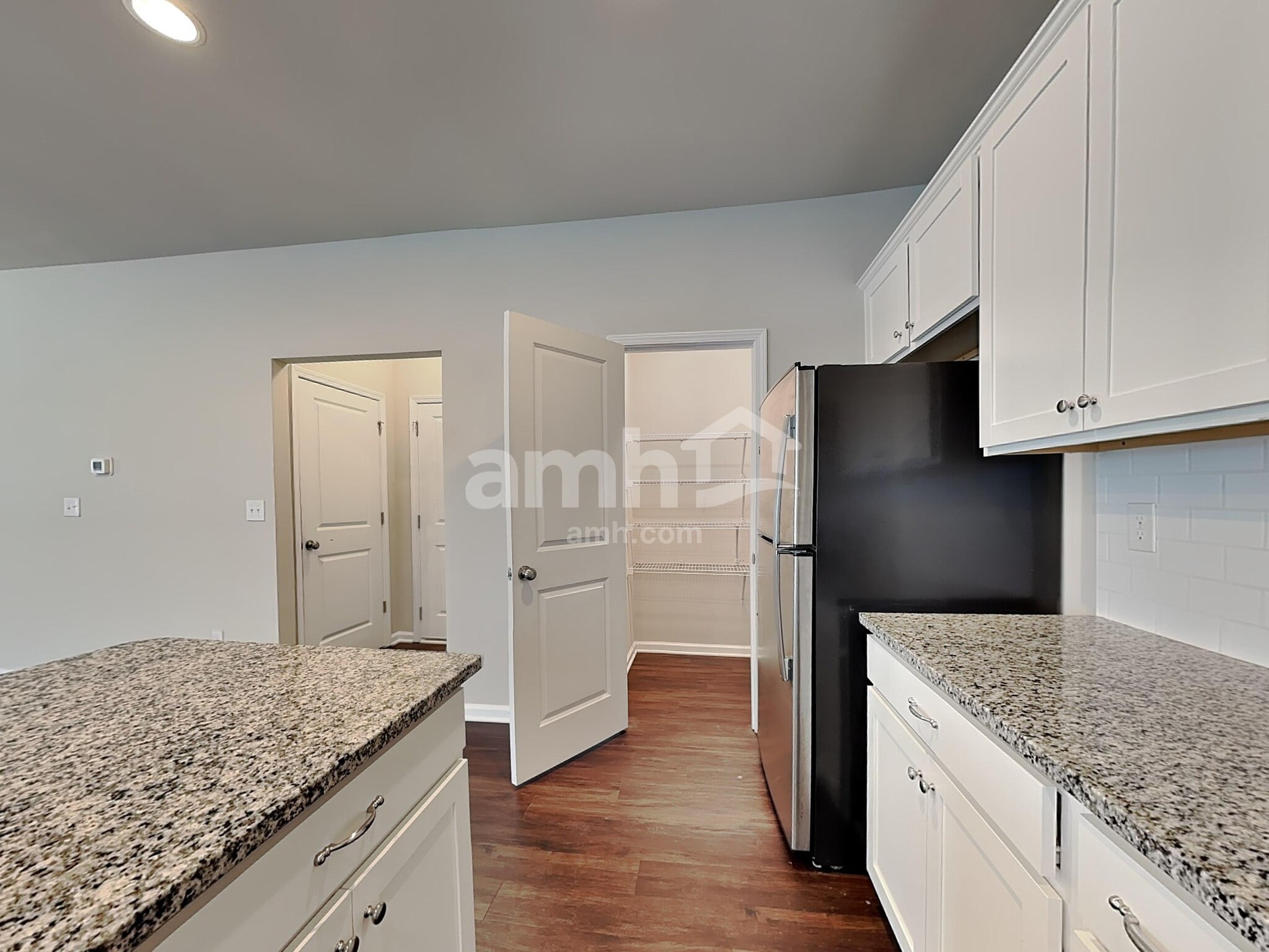 Building Photo - 218 Omega Ct