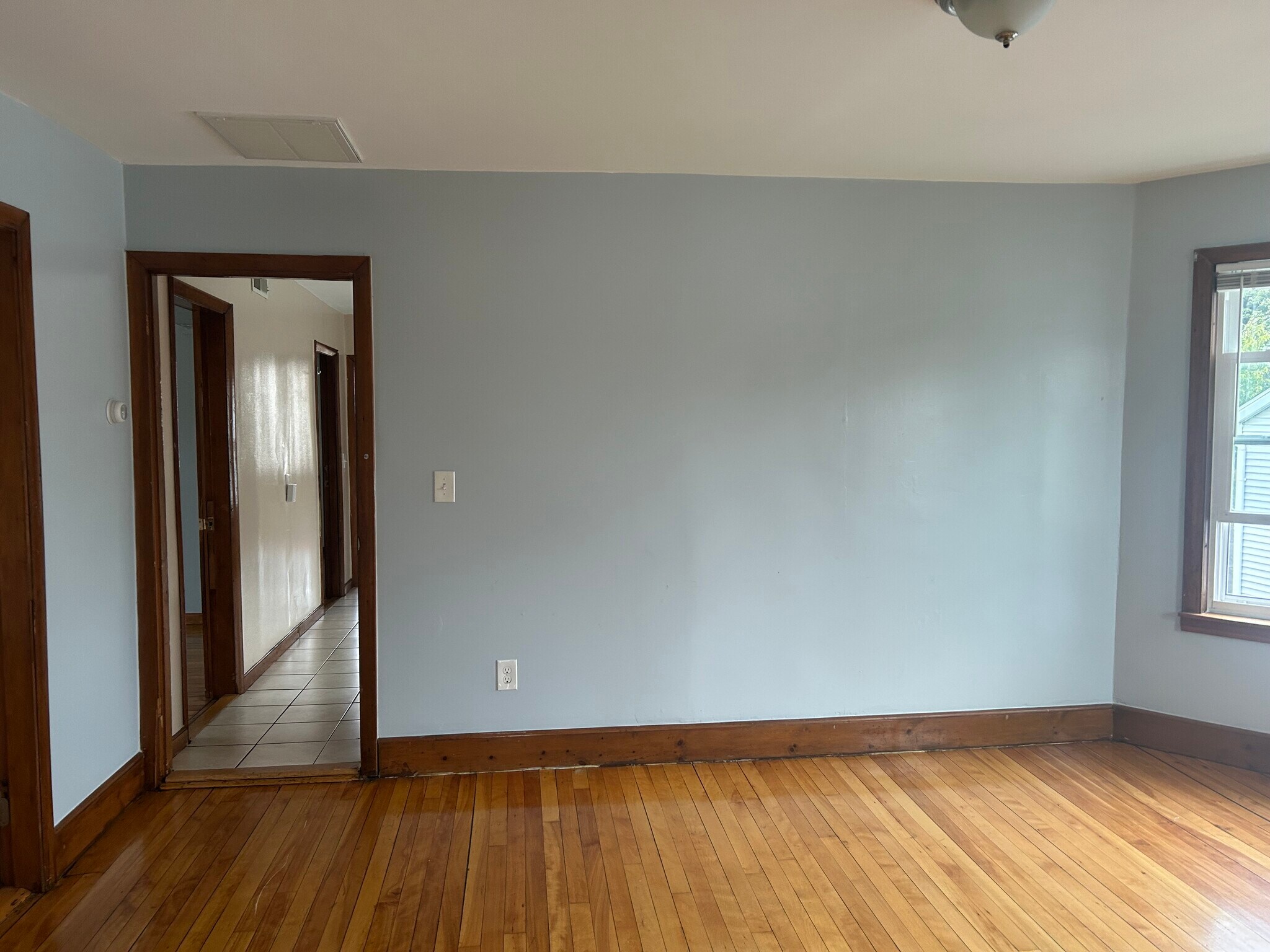 Building Photo - 91 Ward St