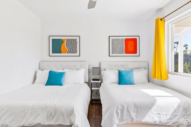 Building Photo - Desert Xscape - Pool, Jacuzzi, and Pet Friendly! (Monthly Only - No Long Term)