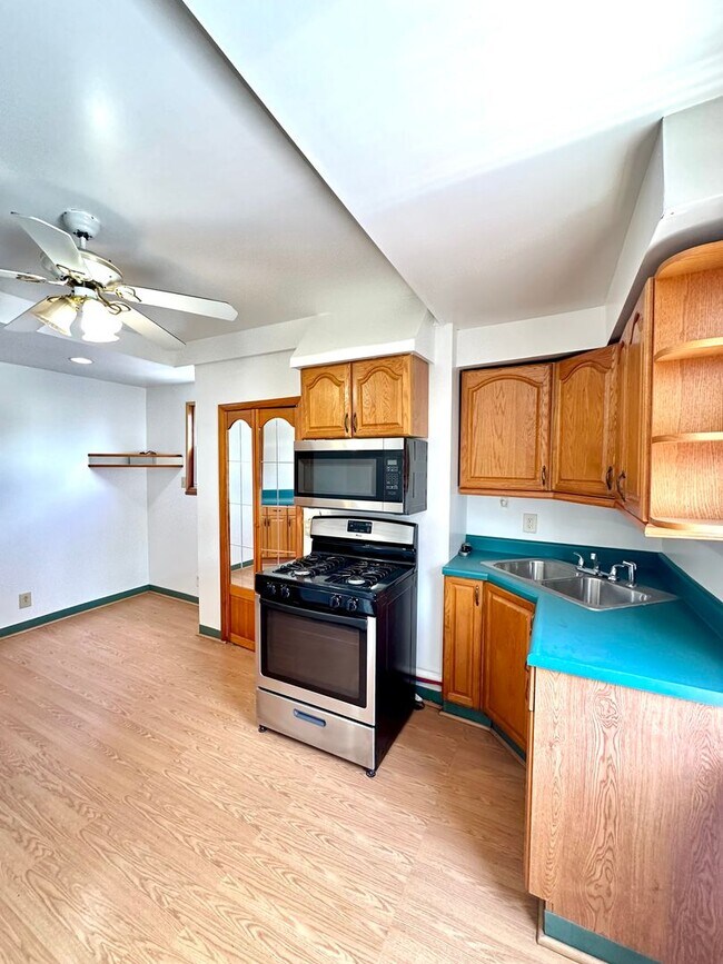 Building Photo - 2110 Larkins Wy