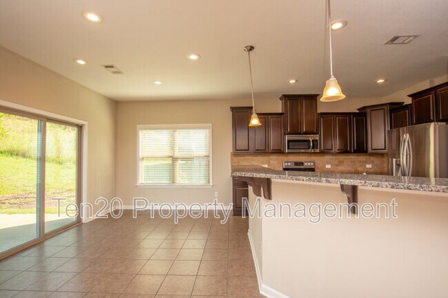 Building Photo - 2510 Ridgewood Way