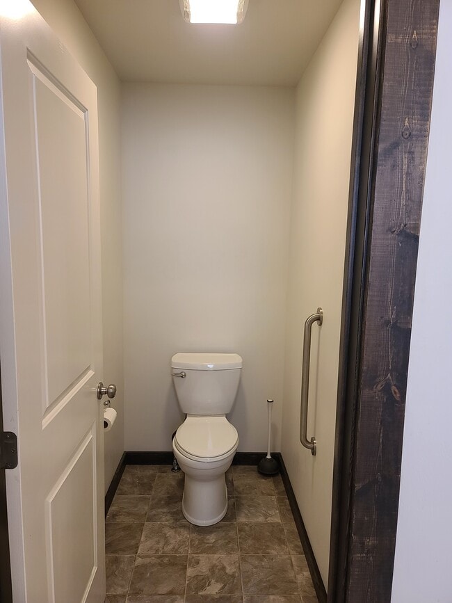 Building Photo - 301 Boone Dr