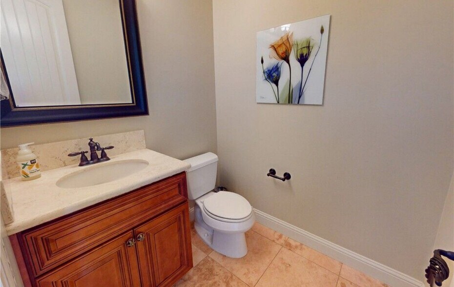 Half bath - 5595 Tanbark Ct