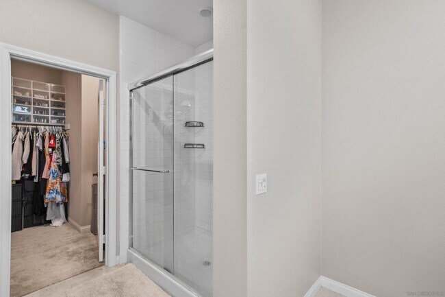 Building Photo - 2098 Bluestone Cir