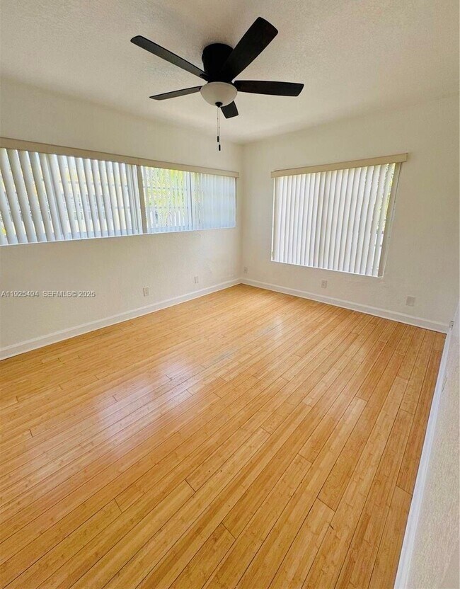 Building Photo - 350 84th St