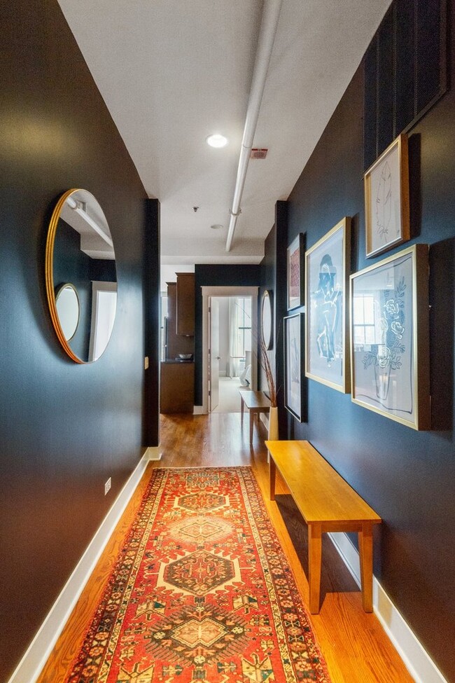 Building Photo - 888 S Michigan Ave