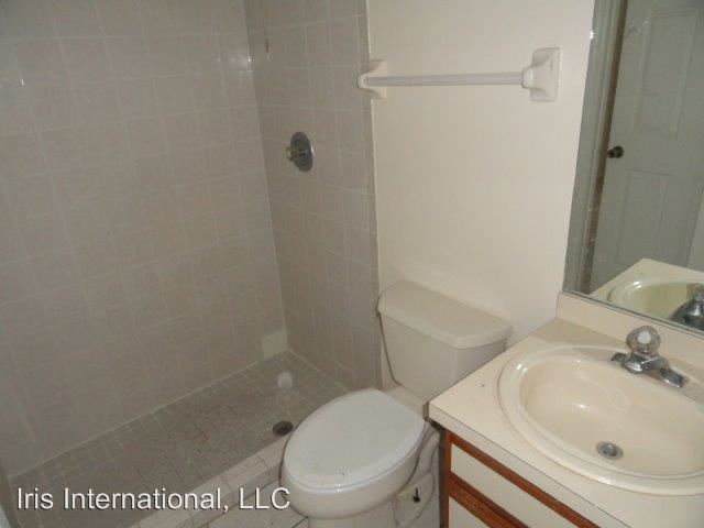 Building Photo - 6852 Magnolia Pointe Cir