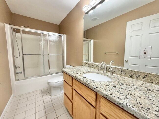 Building Photo - 2636 Shefman Terrace