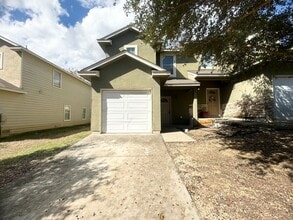 Building Photo - 5103 Flipper Dr
