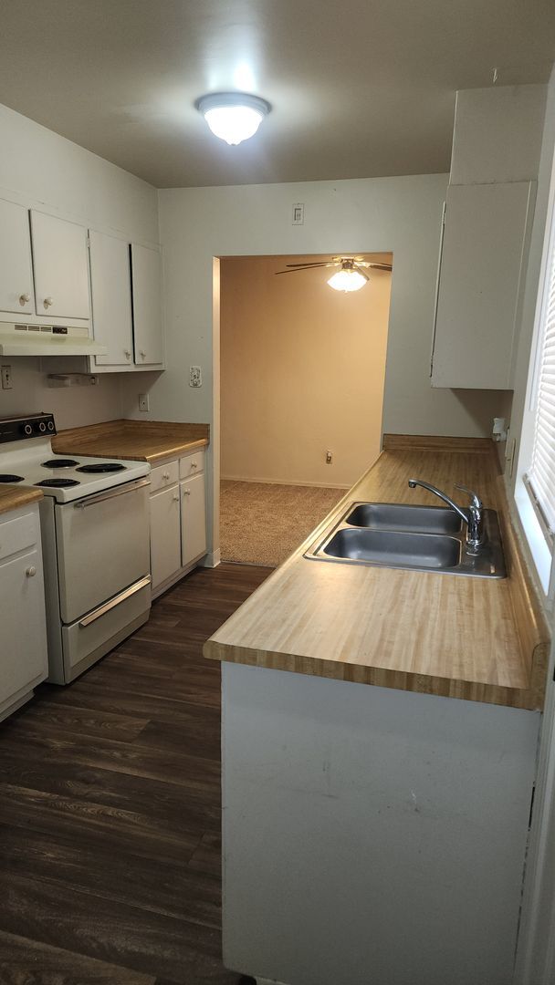 Building Photo - 139