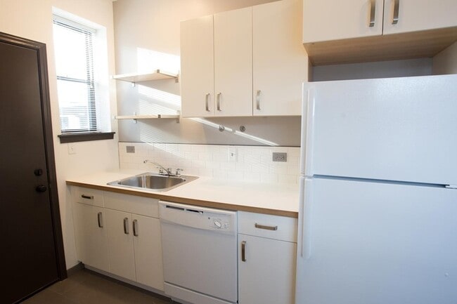 Floorplan - 5300 S. Drexel Avenue
