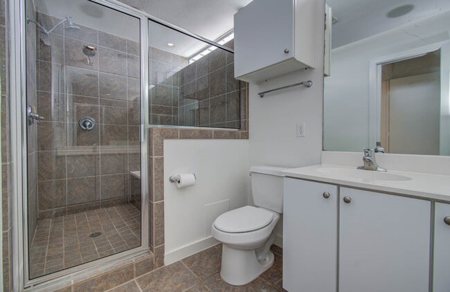 Building Photo - 3210 Yellowstone Park Dr