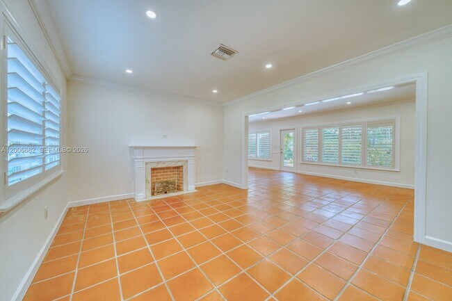 Building Photo - 1435 Blue Rd