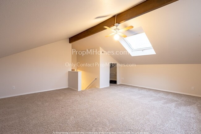 Building Photo - Three Bedroom Plus Bonus In West Linn - Sunset!
