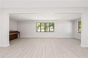 Living room - 2936 Lake Ave