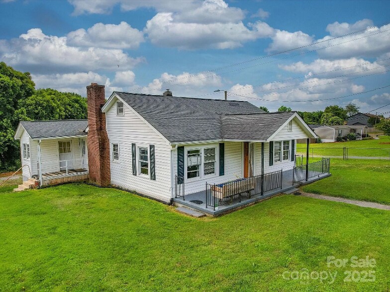 Primary Photo - 201 Robinson Rd