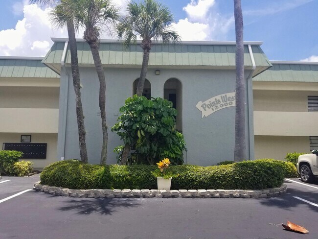 Primary Photo - 12000 Capri Cir S