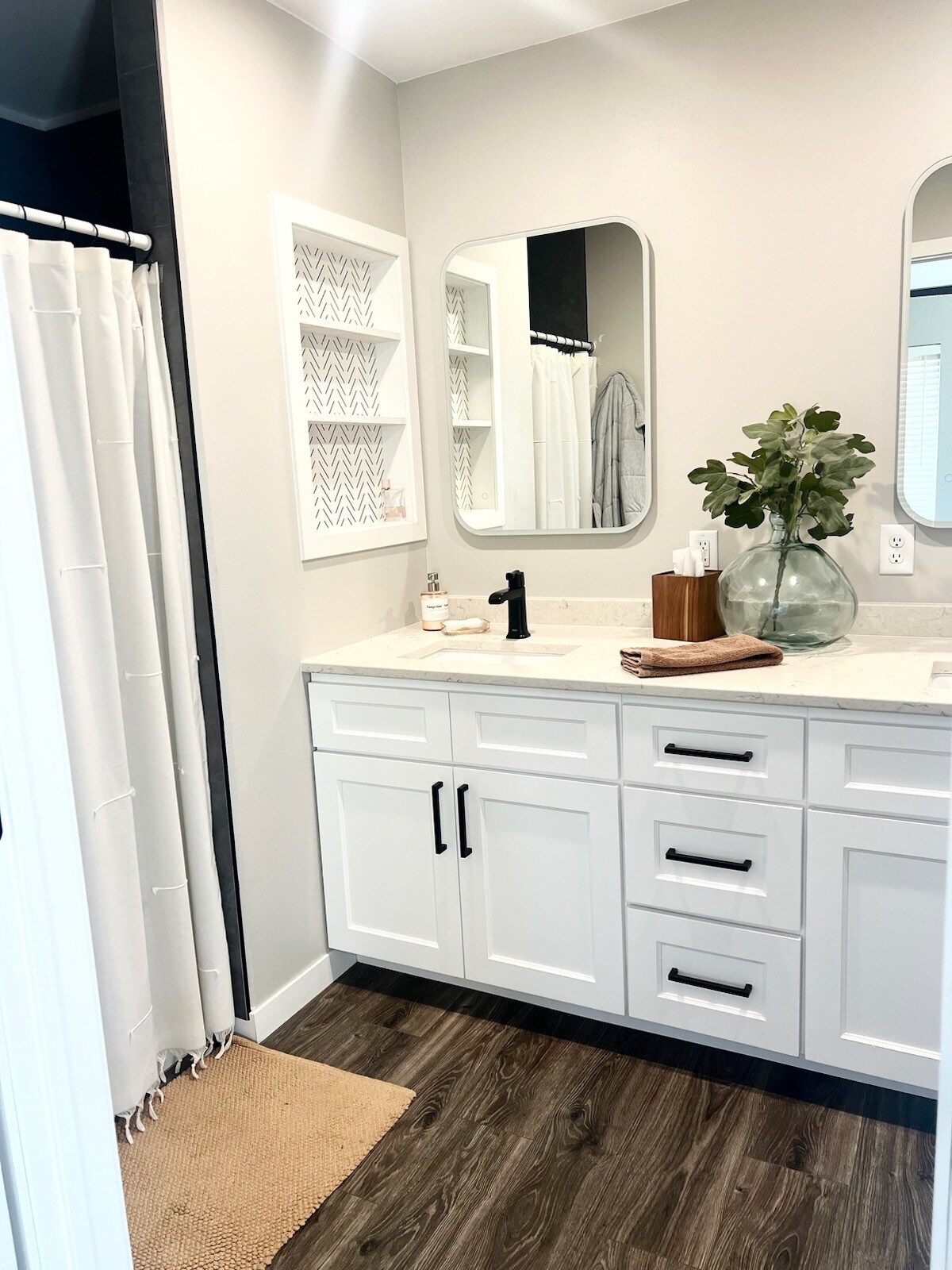 Master Bath - 1815 3rd St NW