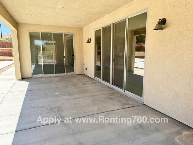 Building Photo - Incredible 4 Bed 3 Bath Home In Sage Estates!!!