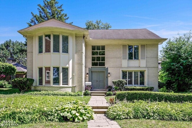 Building Photo - 15838 Windmill Pointe Dr