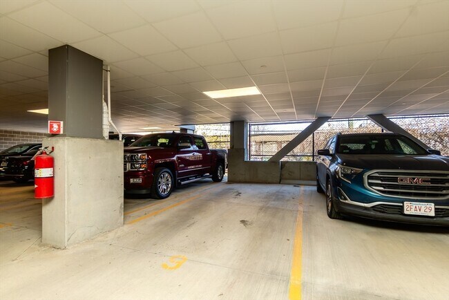 Building Photo - 11 Walley St