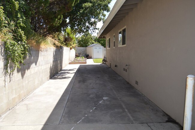 Building Photo - $4,200 - 4 Bed / 2 Bath Home in La Mesa