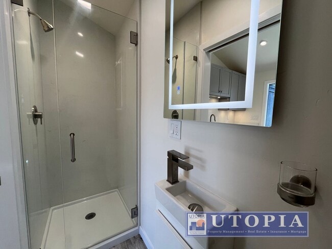 Building Photo - Brand New, Cozy Studio right near West Cliff Utilities Included!!